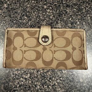 Coach Tan Signature Canvas Continental Wallet